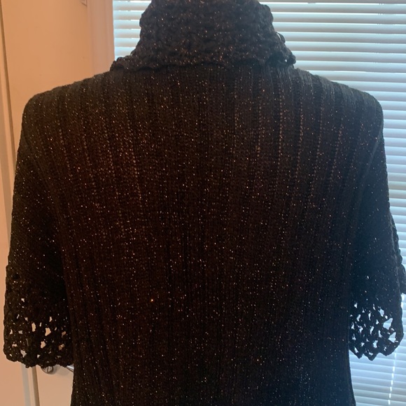 Nygard Collection soft topper to pair with tank, adds a classy look for dinner - Picture 4 of 8